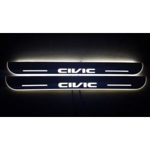 İsimli Logolu Işıklı Kapı Eşiği İsimli Logolu Işıklı Kapı Eşiği